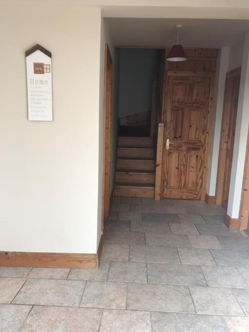 Rosie'S Pad Villa Louisburgh Exterior photo